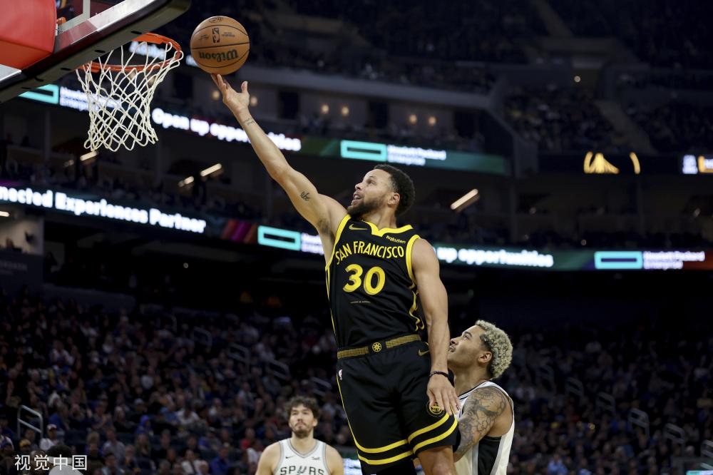 以其谦逊的 以其谦逊的