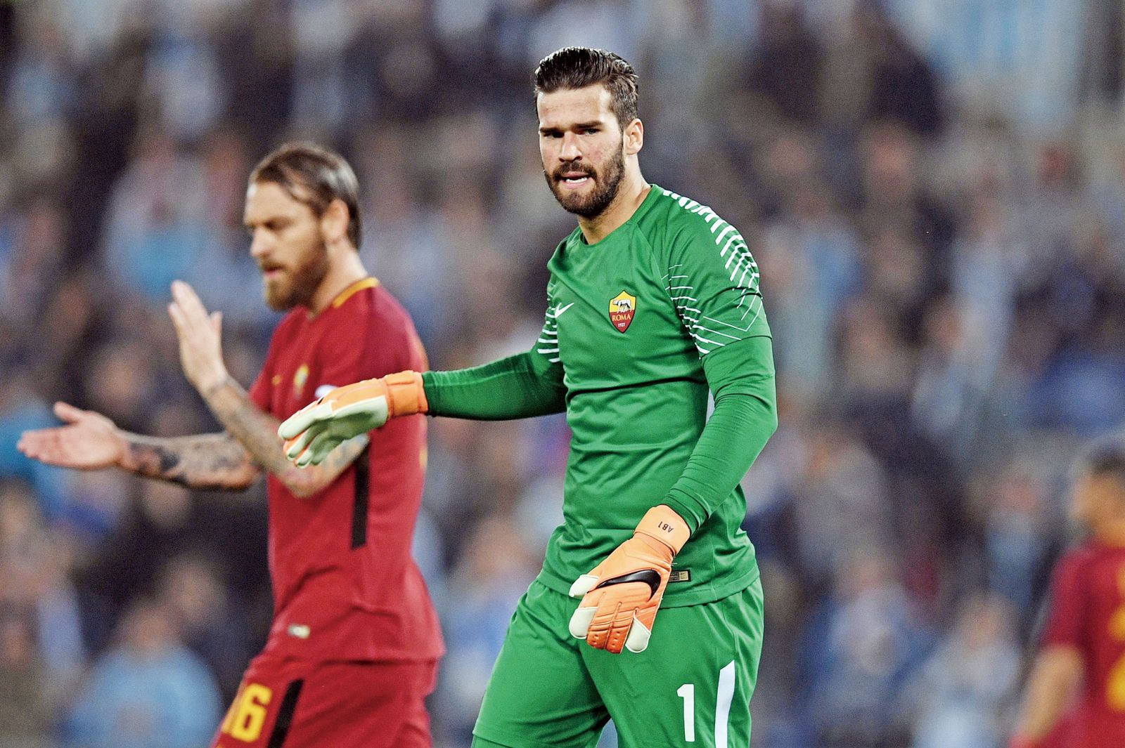 心中更显可 心中更显可