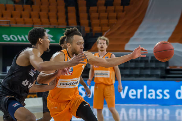 的球员则更 的球员则更