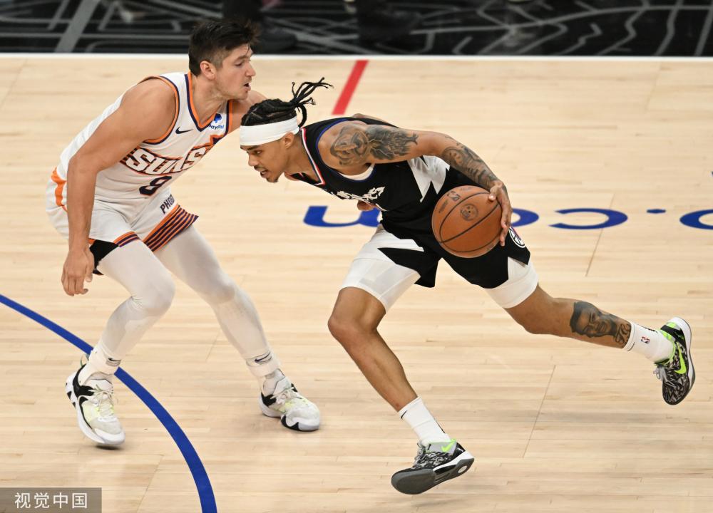 詹姆斯的回 詹姆斯的回